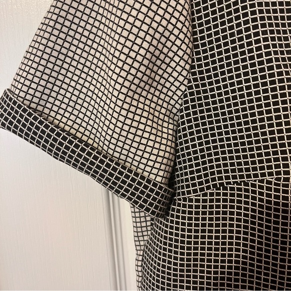 BCBGeneration Black and White Peplum Top - Picture 4 of 7